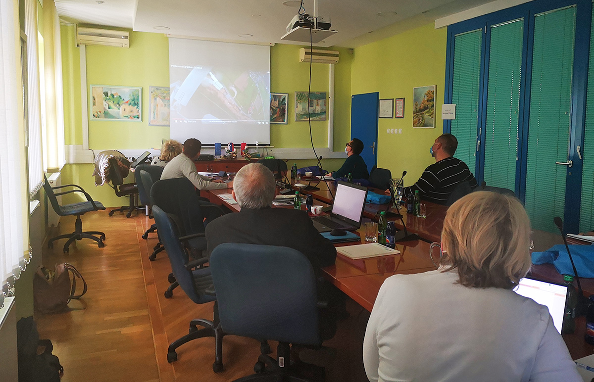 Predstavitev načrtovanih protipoplavnih ukrepov na območju Otiškega Vrha Predstavitev ukrepov Otiški Vrh