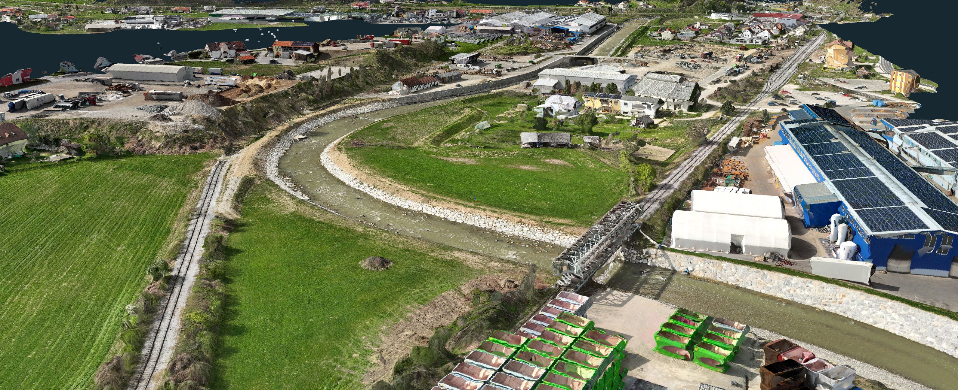 Ohranjanje razlivnih površin ob Mislinji, Otiški Vrh. (Foto: VGP Drava Ptuj, 2024). Ohranjanje razlivnih površin ob Mislinji, Otiški Vrh. (Foto: VGP Drava Ptuj, 2024).