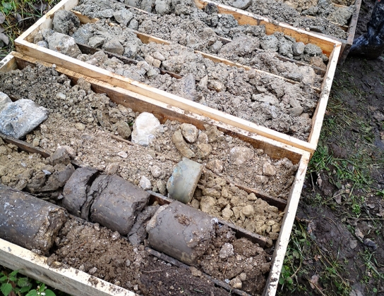 Vzorci tal iz jedrnih vrtin, odvzetih v sklopu izvedbe geološko geomehanskih preiskav na območju predvidenega suhega zadrževalnika visokih voda Poljana Poljana